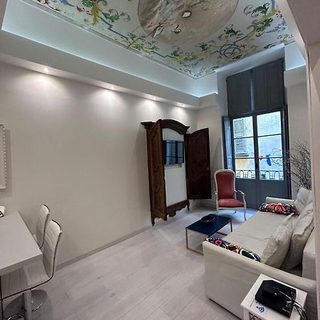 Luxury Apartment In The Heart Of Old Town Nice. エクステリア 写真