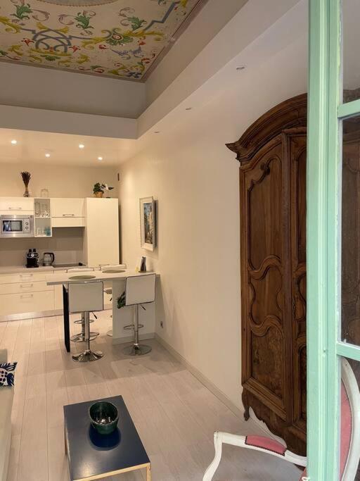 Luxury Apartment In The Heart Of Old Town Nice. エクステリア 写真