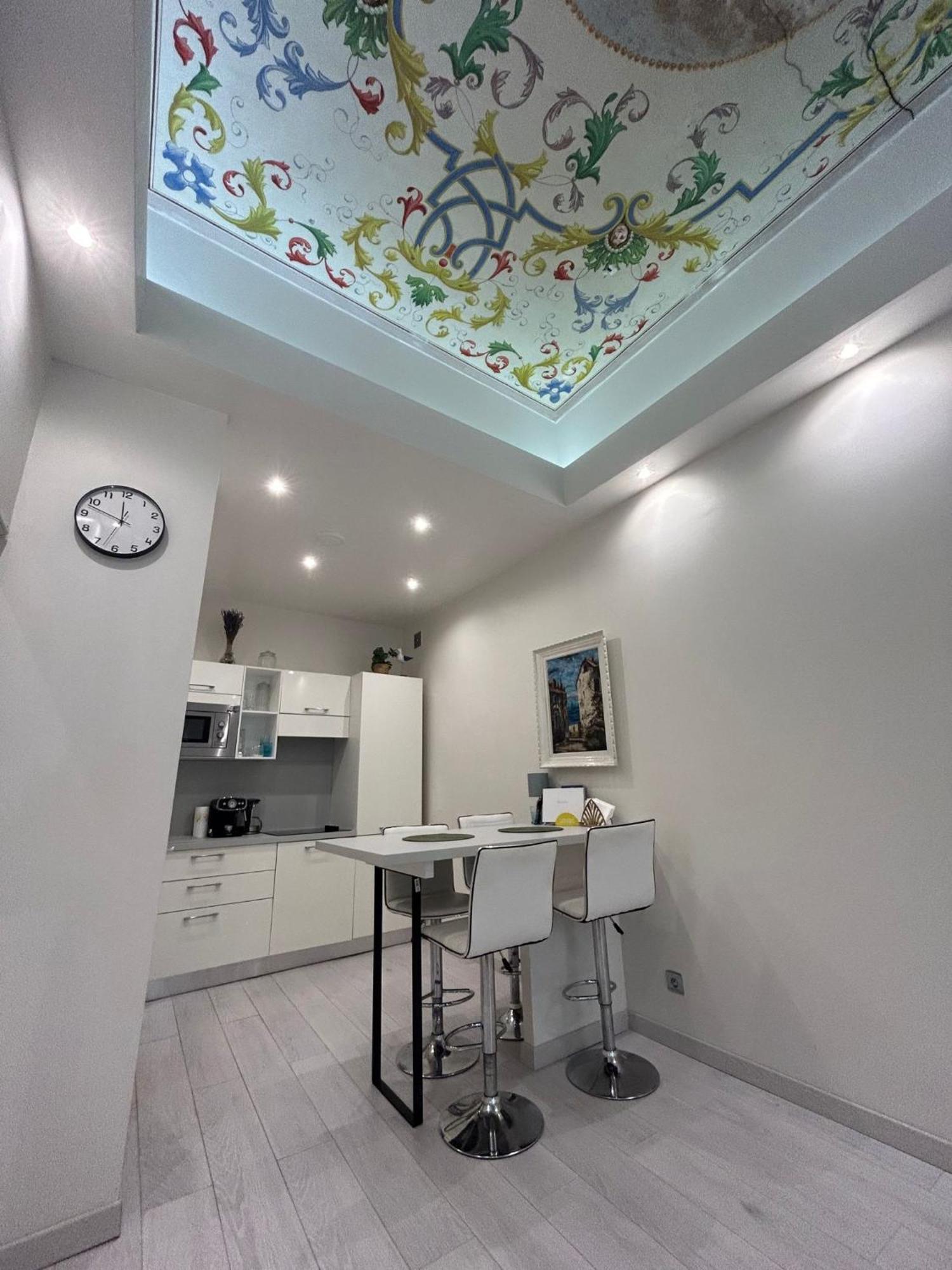 Luxury Apartment In The Heart Of Old Town Nice. エクステリア 写真